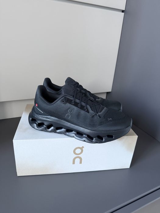 On Cloudtilt 43 розмір Нові! Оригінал!