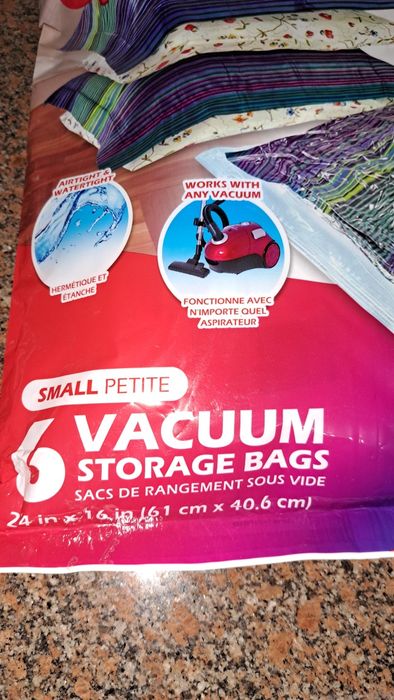 Próżniowe worki na ubrania.