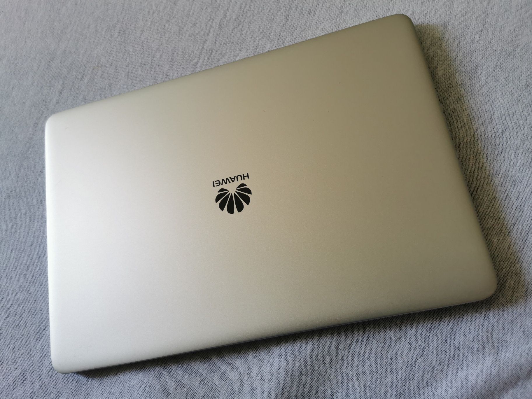 Huawei Matebook D14 KPL-W00 Ryzen 8GB Win10 IPS USB-C HDMI SSD256