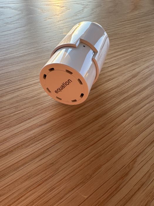 Głowica termostatyczna BRILLIANT M30x1.5mm biała EQUATION