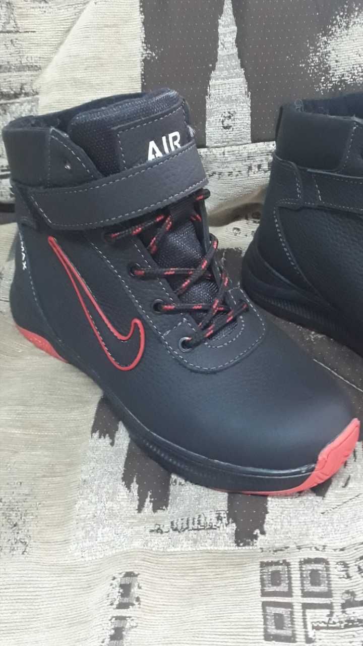 Новые зимние кожаные кроссовки Nike 37р