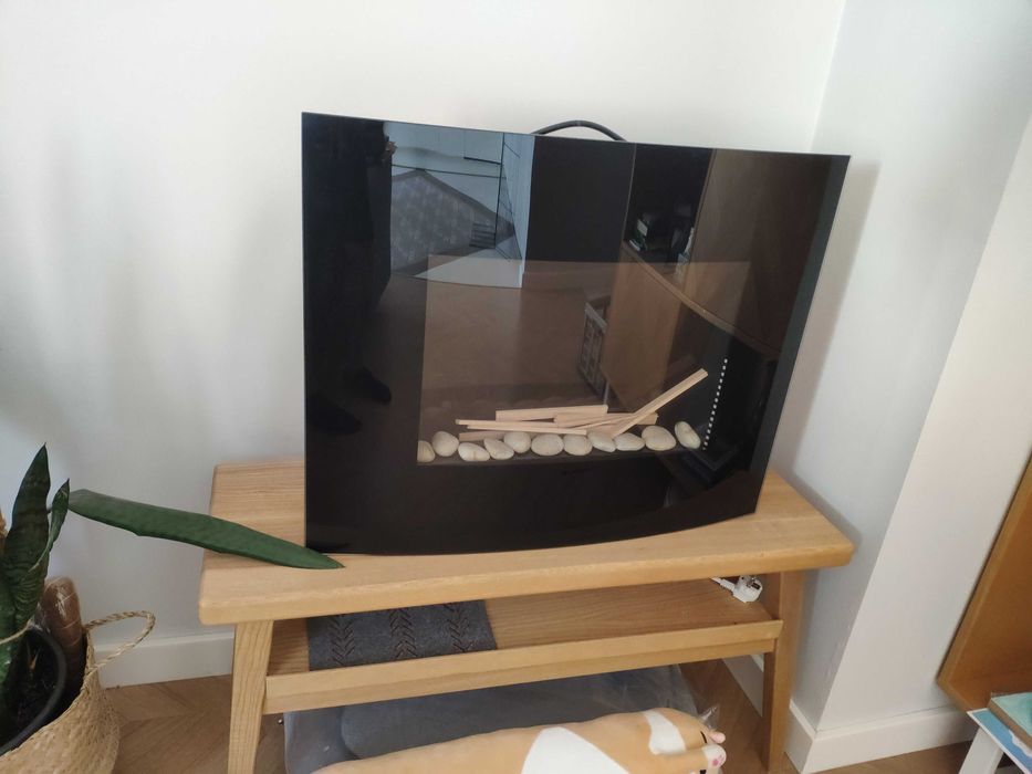 Kominek elektryczny naścienny Selenia 900/1800W