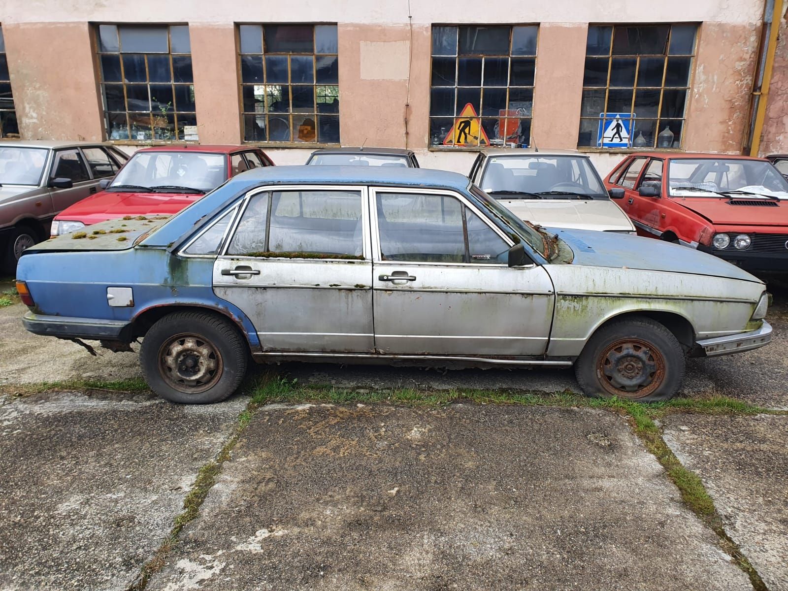 AUDI 100 C2 NSU 1981 do renowacji lub na części kompletna dokumentacja