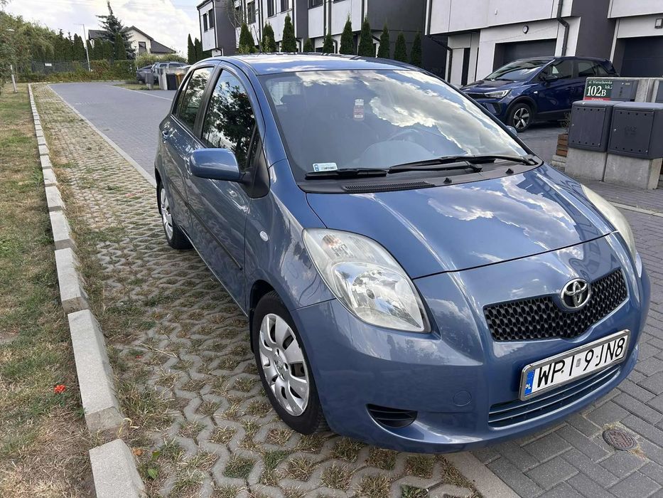Toyota Yaris Toyota Yaris 1.3