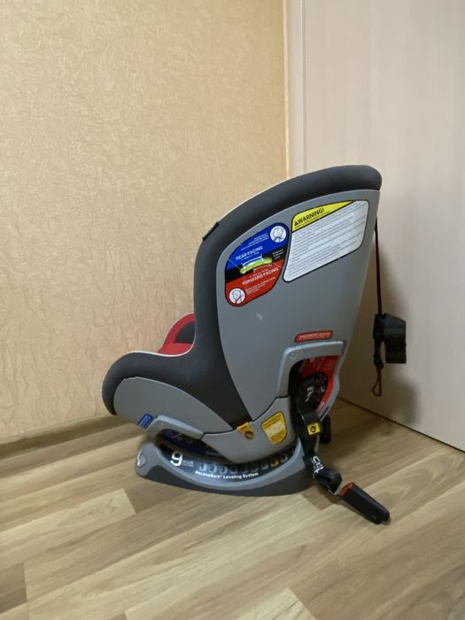 Автокресло Chicco Nextfit с 2,5 до 30 кг, с рождения до 8 лет