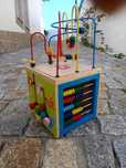 caixa de brincar estimulante para bébés