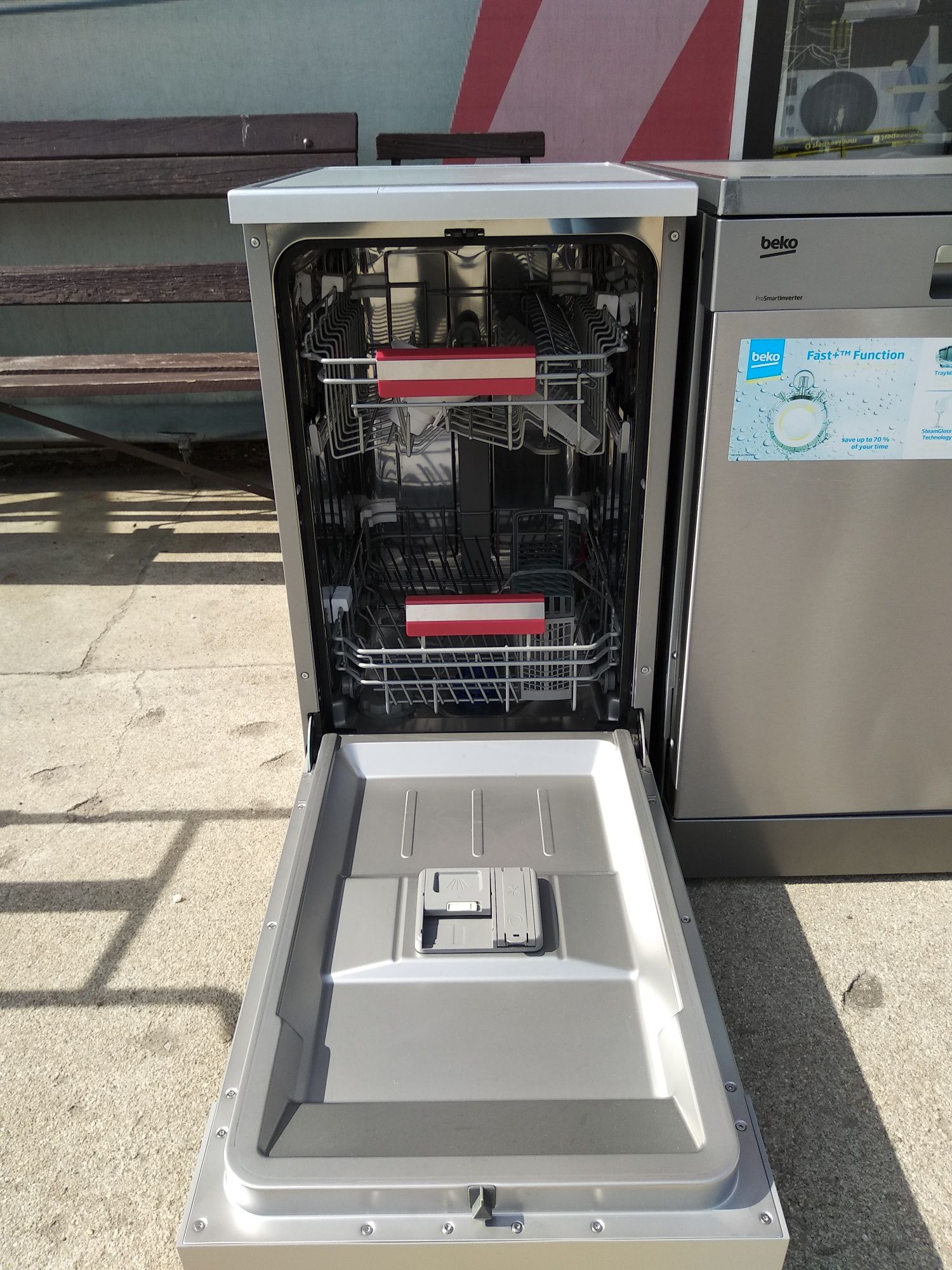OUTLET Janki ul Wspólna 6 Zmywarka TOSHIBA DW-10F2EE(S)-PL