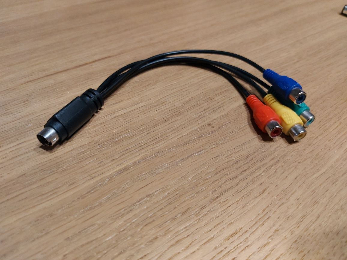 Kabel / przejściówka mini DIN 7 pin do 4x RCA 0,2m