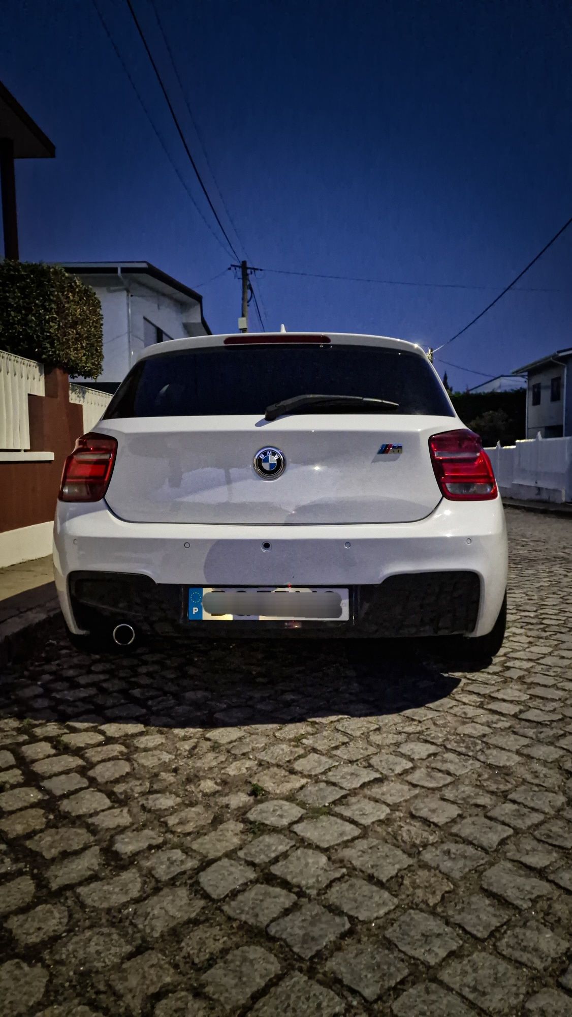 BMW 118D pack M original  180cv todos extras.