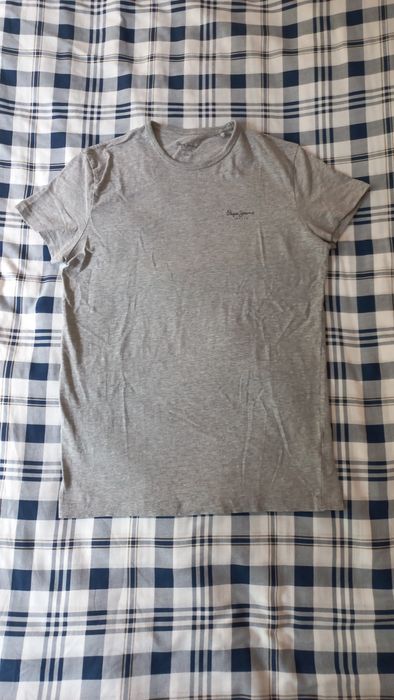T-shirt cinzenta Pepe Jeans