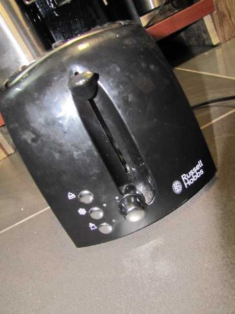 Toster opiekacz Russel Hobbs