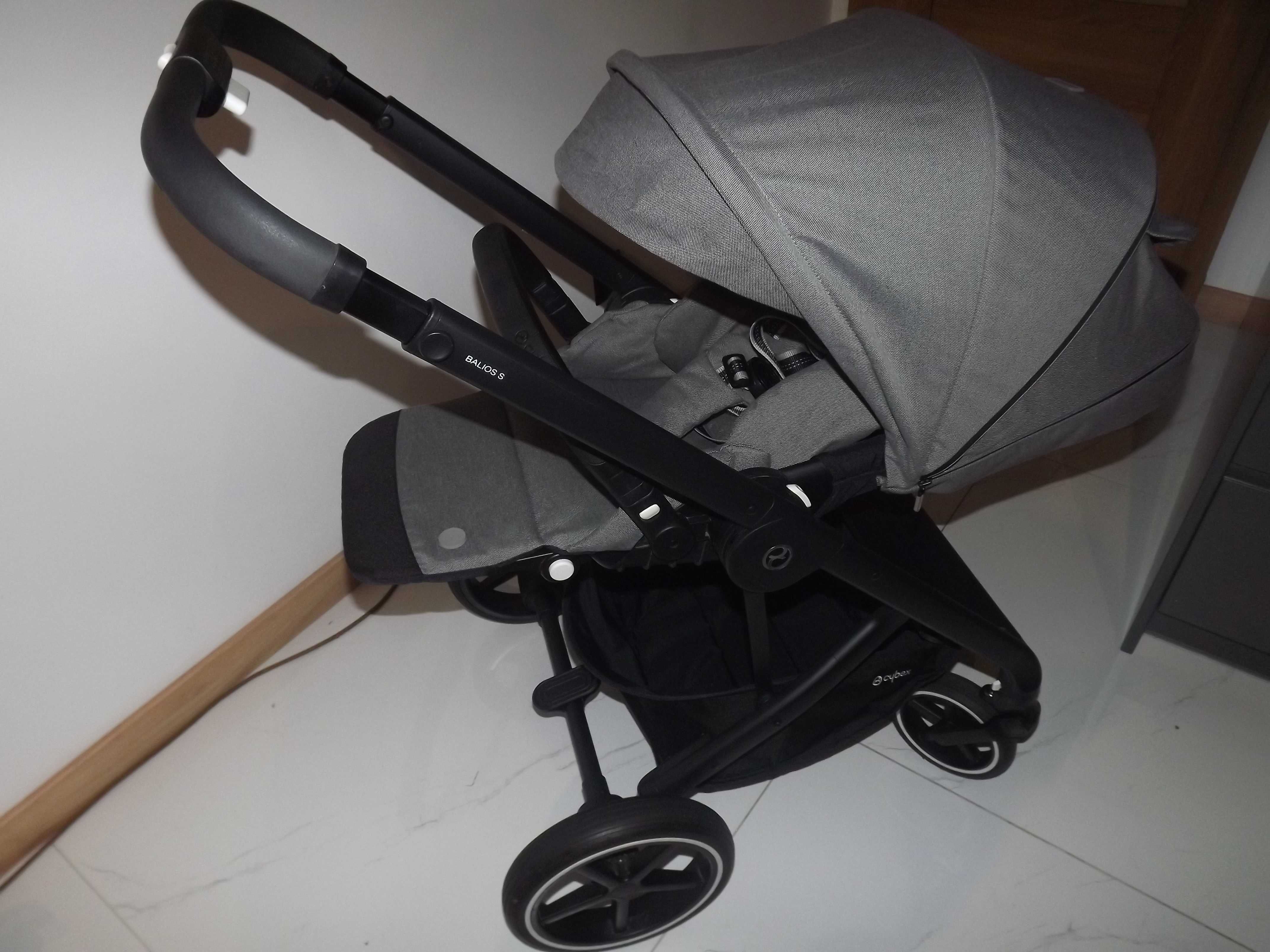 Cybex Balios s Lux Soho Grey+Baza Fotelik Maxi cosi Family