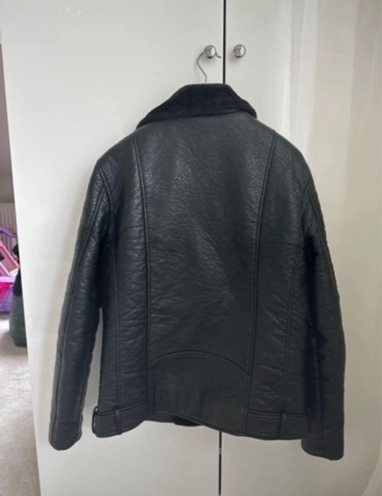 Pilotka Guess jak Nowa