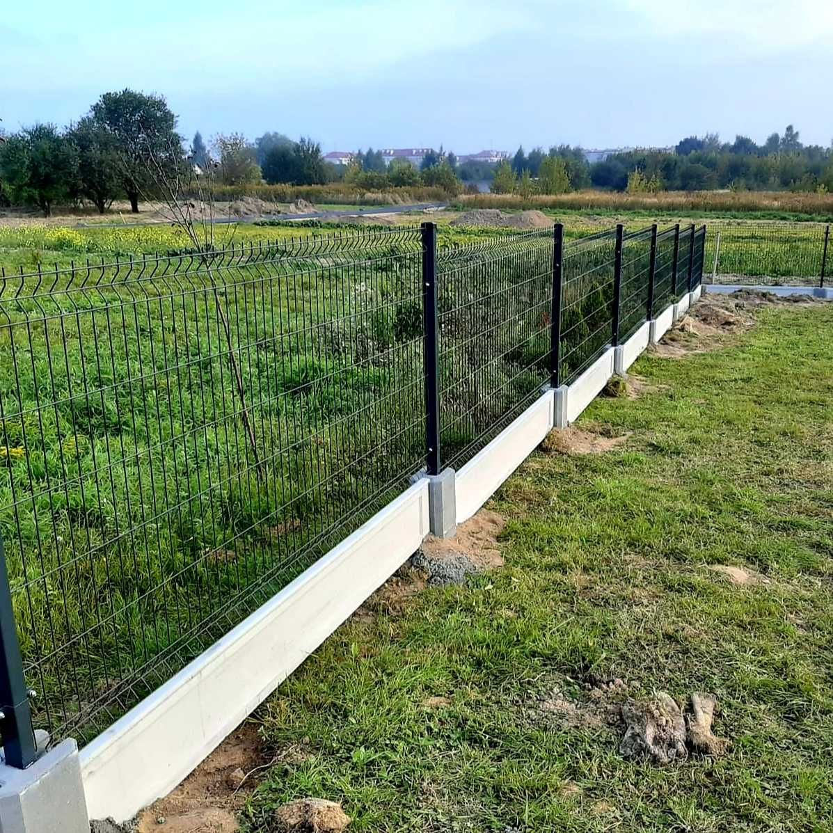 Kompletne ogrodzenie panel WIŚNIOWSKI 123cm podmurówka 20cm