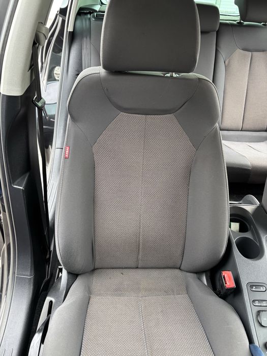 Conjunto de Bancos SEAT LEON 1P1 + forras portas