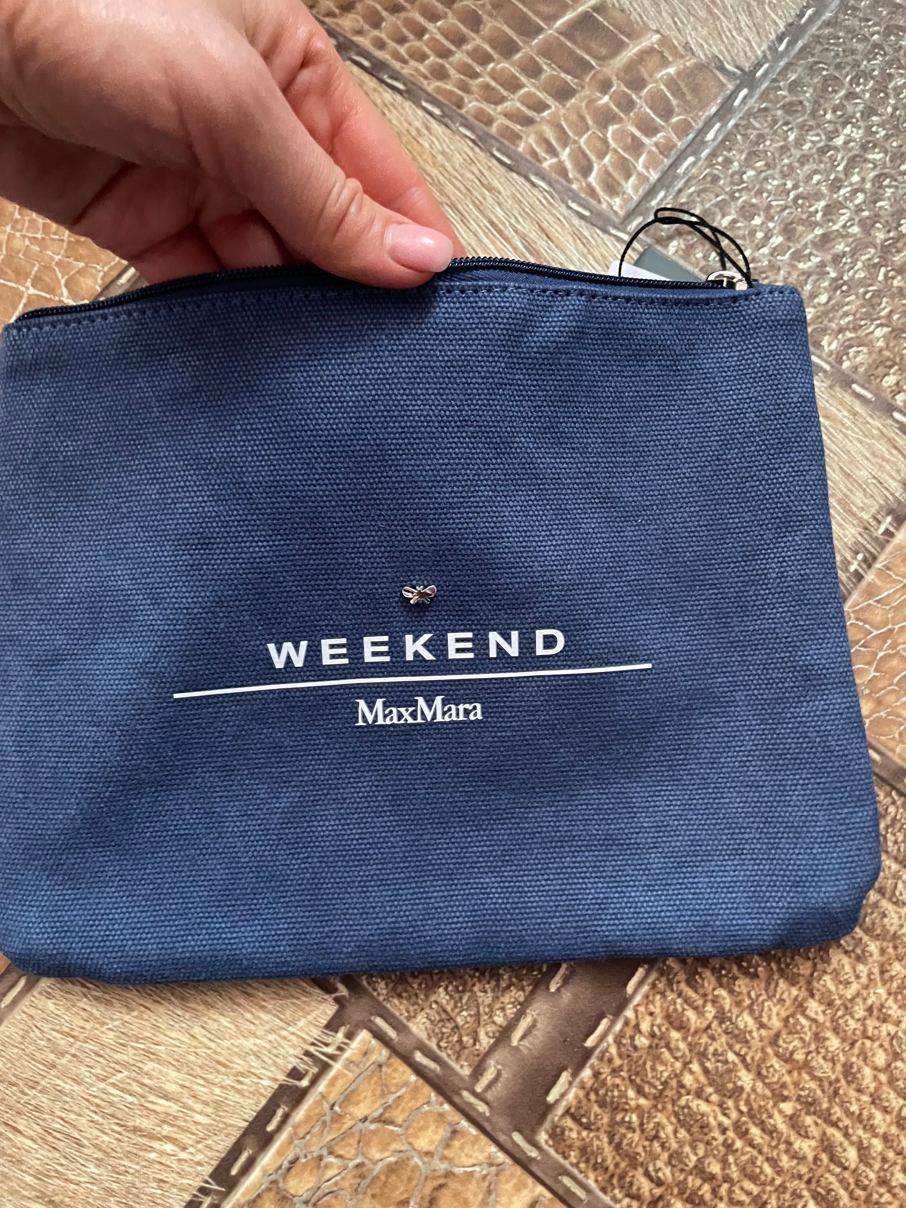 Продам косметичку Weekend MaxMara