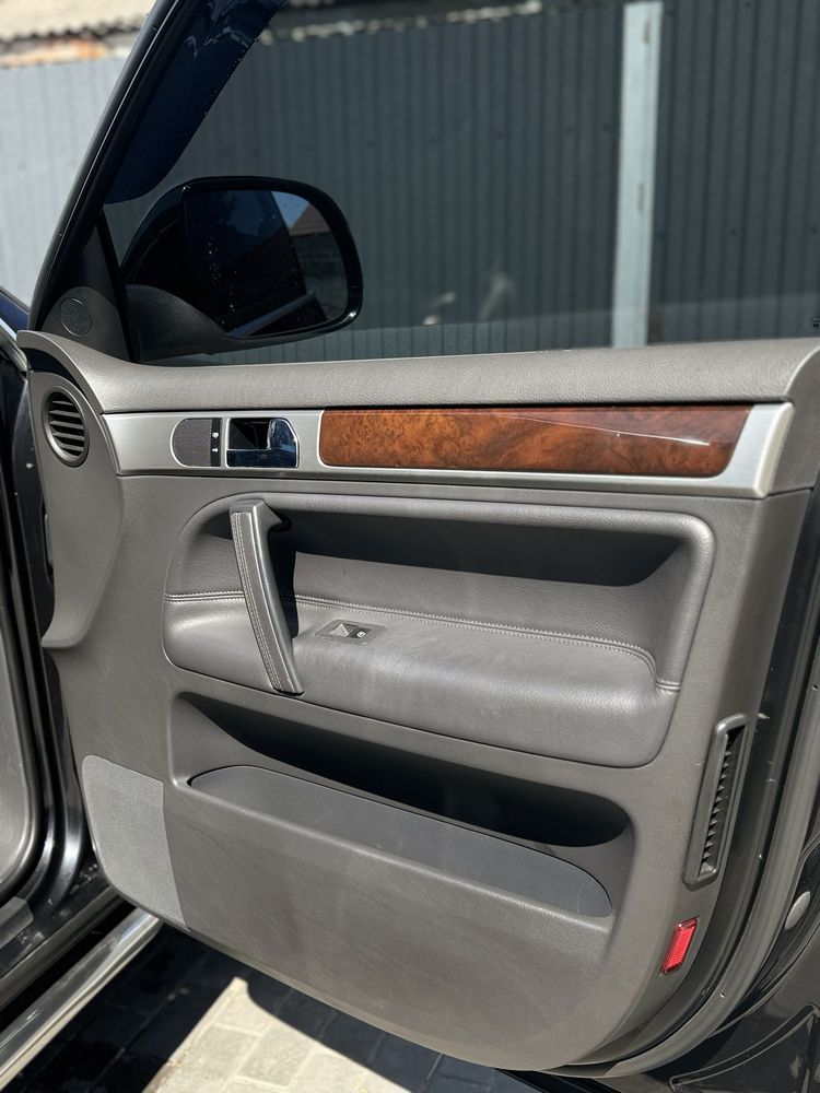 Продам Volkswagen Touareg