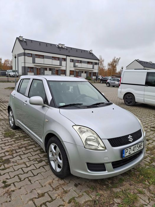 Suzuki Swift  1.3 , 93 KM , 2009 rok