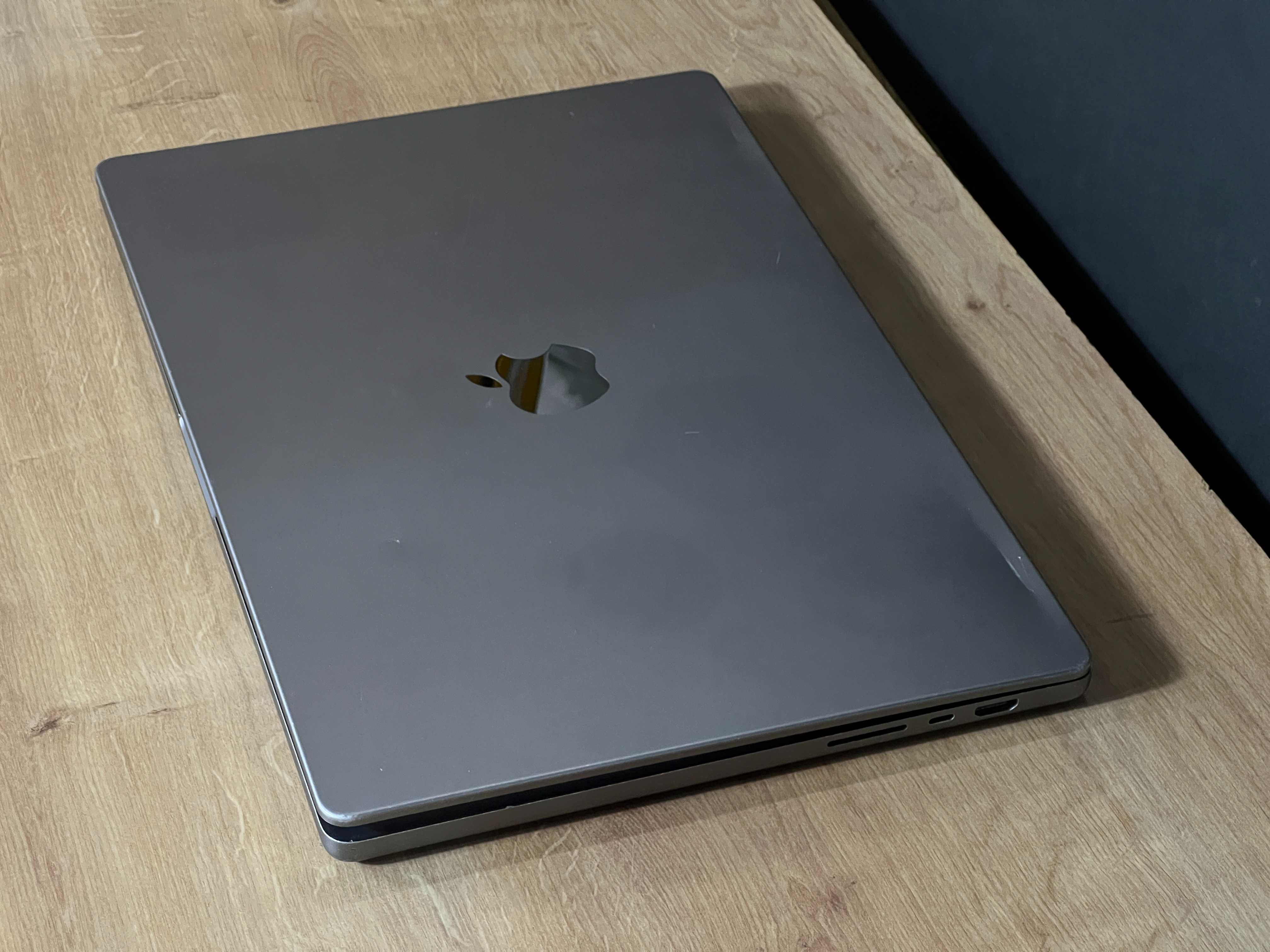 Apple MacBook Pro 16 A2485 M1 Pro Retina 120Hz 3456x2234 Mocna Bateria