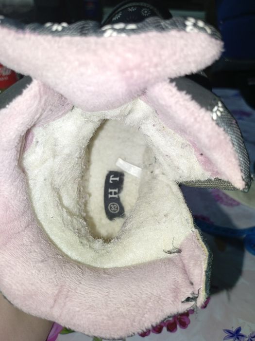 Зимові черевики для дівчинки 32р 20см по стільці