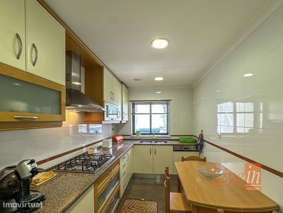 Apartamento T2 Mobilado para Arrendamento no Centro da Ericeira