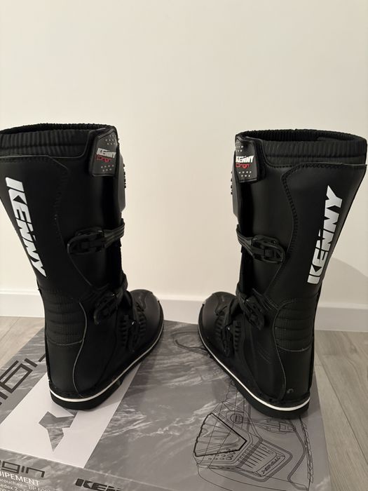 Buty na crossa roz42