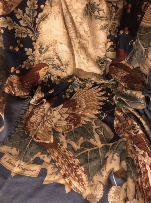 Echarpe SALVATORE FERRAGAMO 1,35 x 1,35 m em caxemira