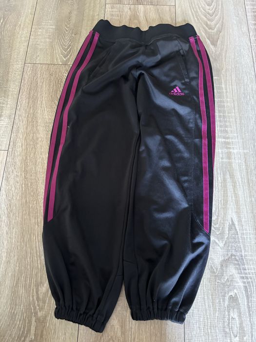 Zestaw sportowy dla dziewczynki 128