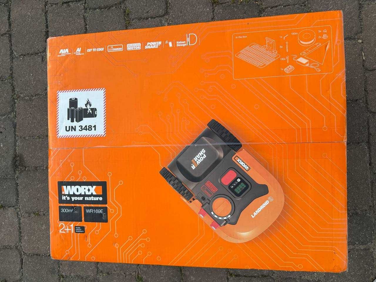Газонокосарка-робот Worx Landroid S300