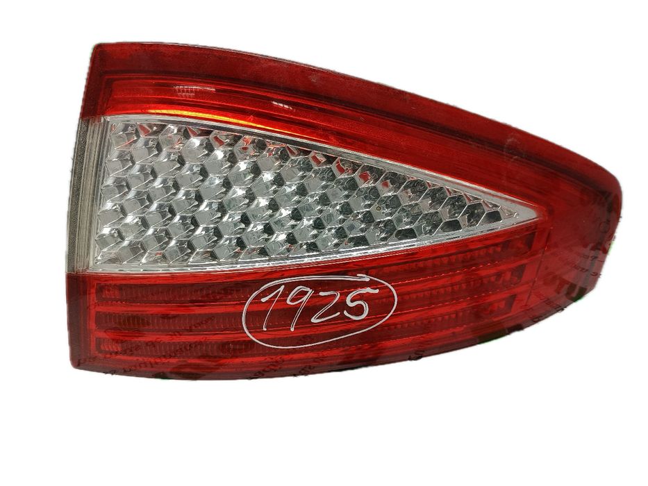 Farolim direito FORD Mondeo IV (BA7)