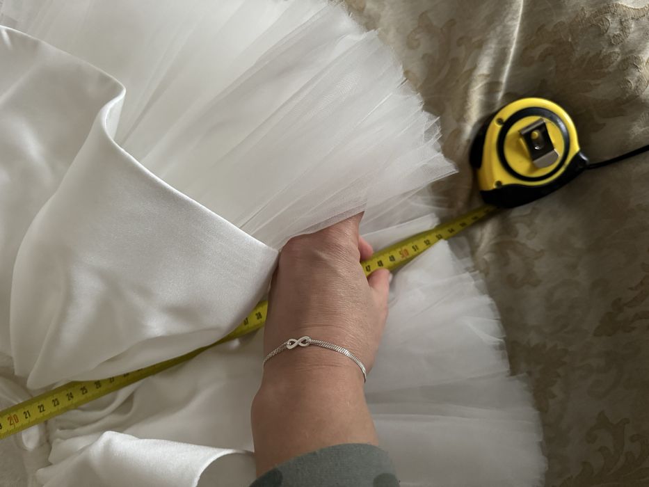 Біла святкова сукня Сніжинка