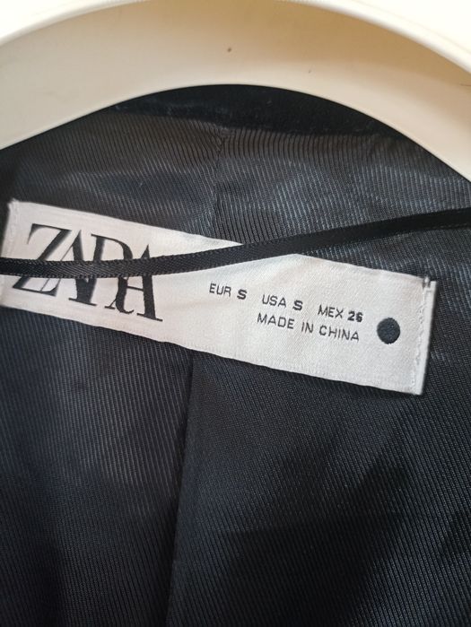 Оксамитовий подовжений піджак  , велюровий піджак Zara