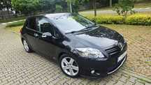 Toyota Auris 1.6 Sport Full idealna bezwypadkowa serwis ASO Toyota Xenony Nawigacja
