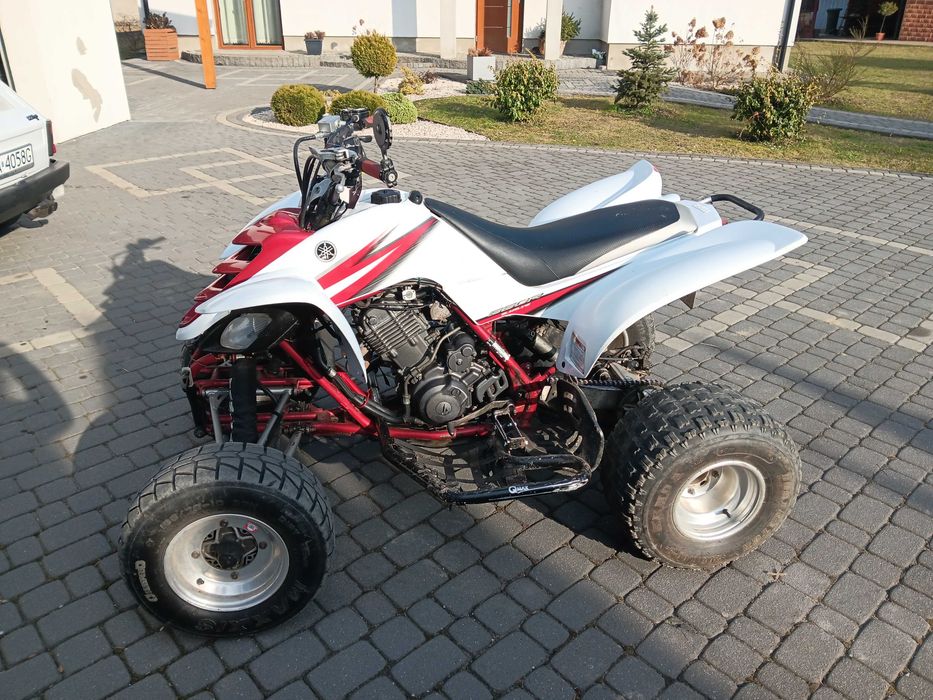Yamaha raptor 660