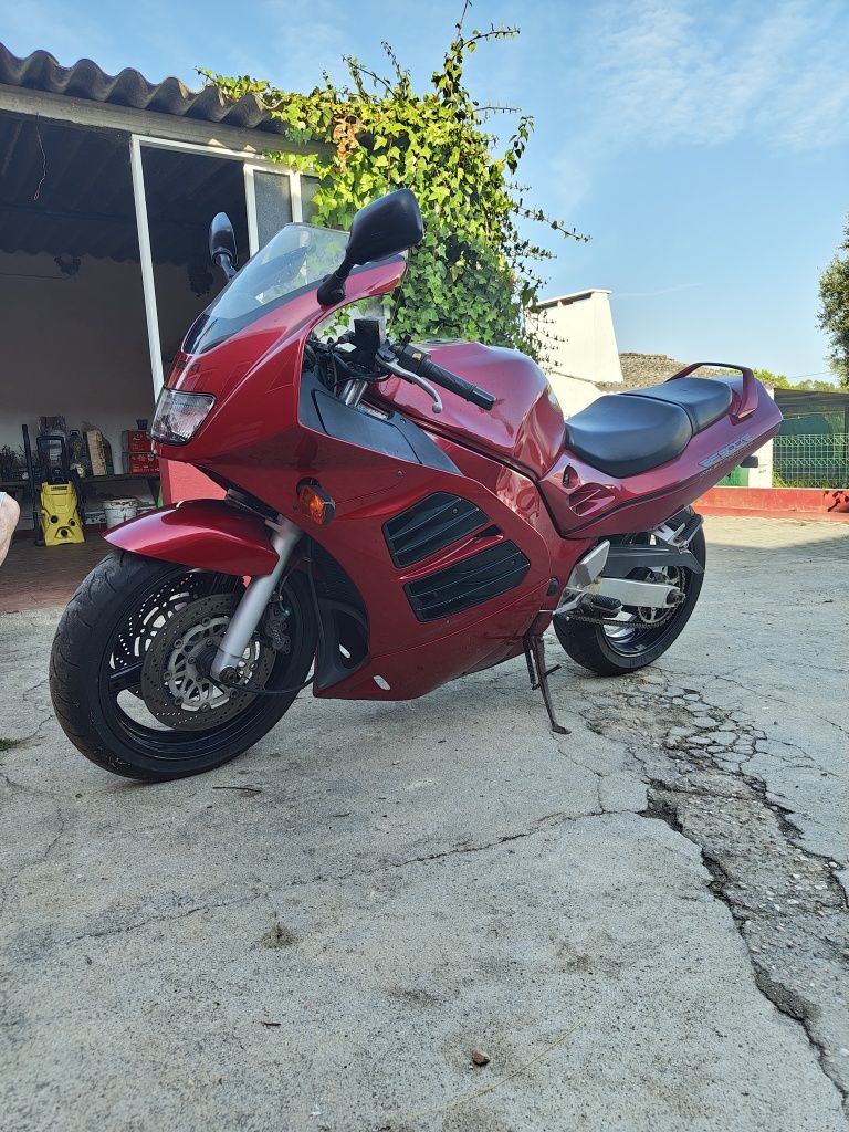 Suzuki rf900r 1994