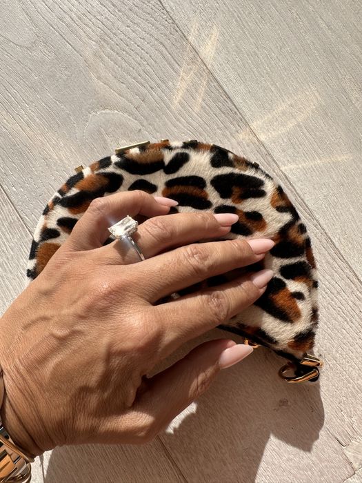 Anel de Luxo com diamante de 5.02 ct IGI em ouro branco 18 K