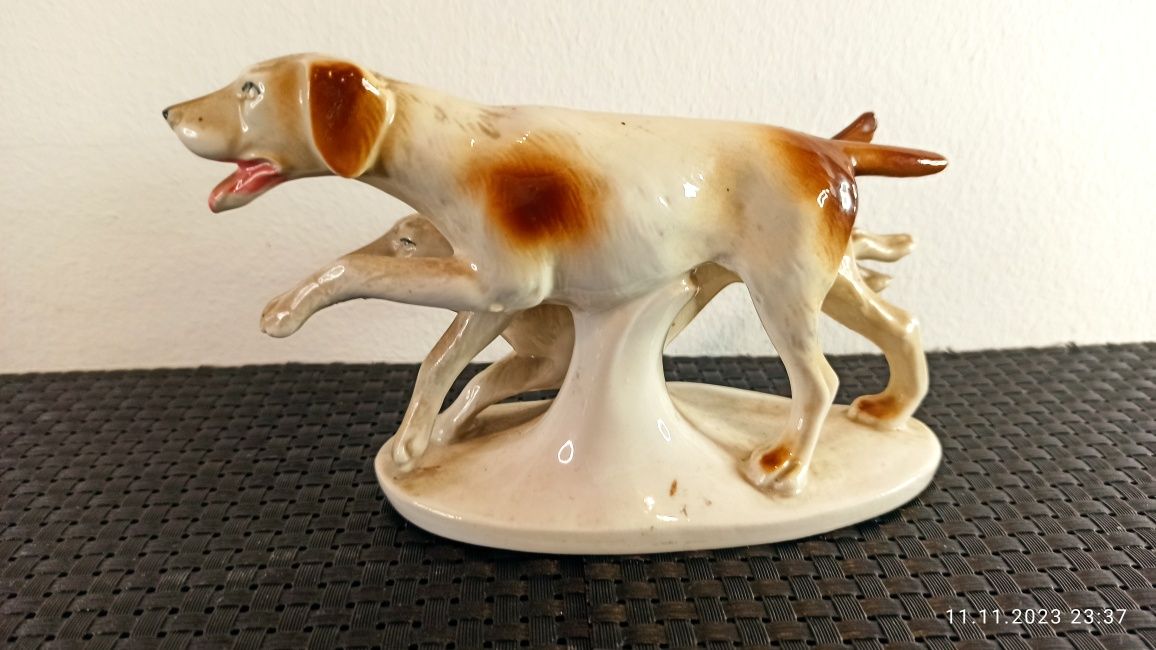 Porcelana Grafenthal  Carl Scheidig Figurka Psy  Myśliwskie Charty