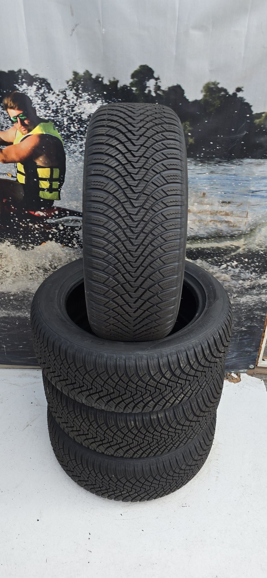 E24 4 x 225/50r17 Laufenn G Fit 4S 98W XL opony wielosezonowe nowe