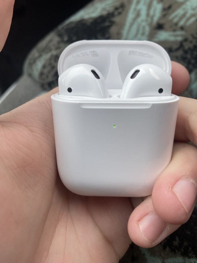 Навушники AirPods 2