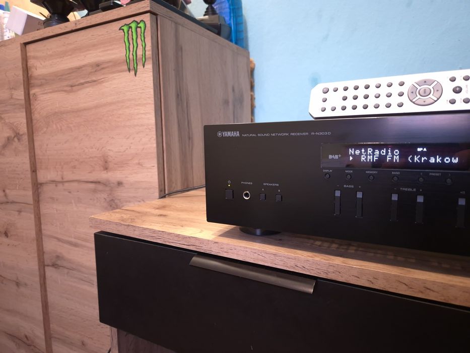 Yamaha r-n303d,pilot,2x140watt,dab+,Wi-Fi,bluetooth,Spotify,okazja wys