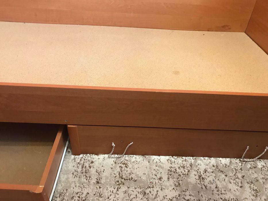 Полуторне ліжко з ящиками без матраса, буде на матрас 80 на 190 см.