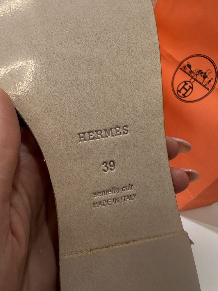 Босоніжки Hermes