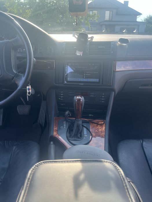 БМВ 520 в ідеальному стані