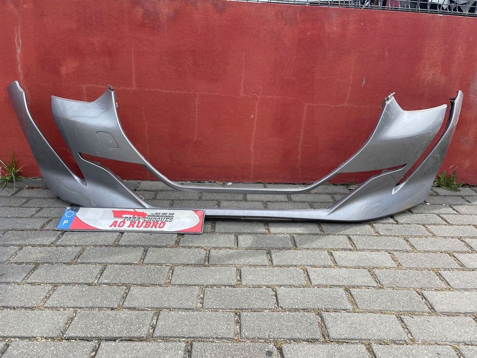 Parachoque peugeot 208