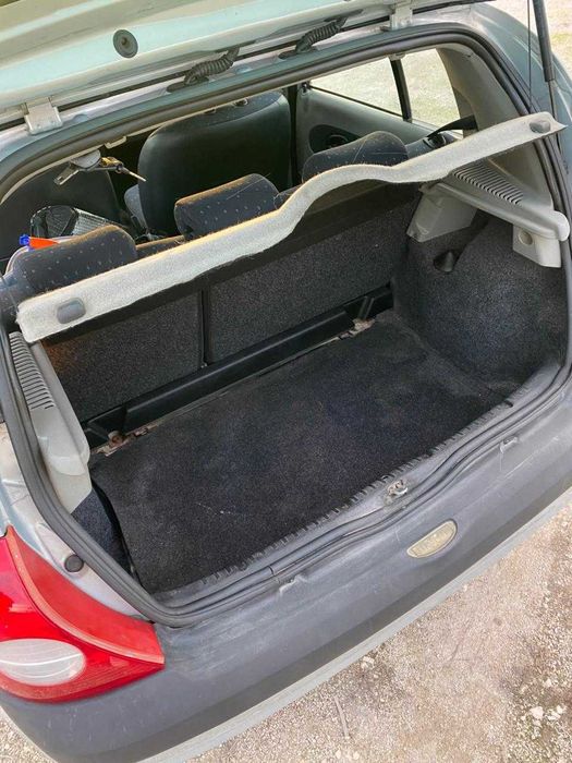 Renault clio 1.2 gasolina 2003