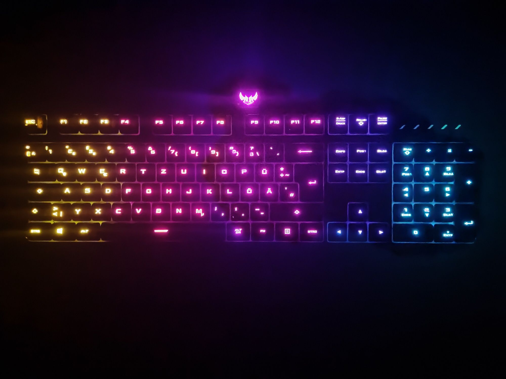 Ігрова клавіатура з підсвіткою ASUS TUF GAMING K5