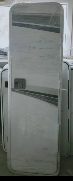 Drzwi wejściowe kamper przyczepa kempingowa