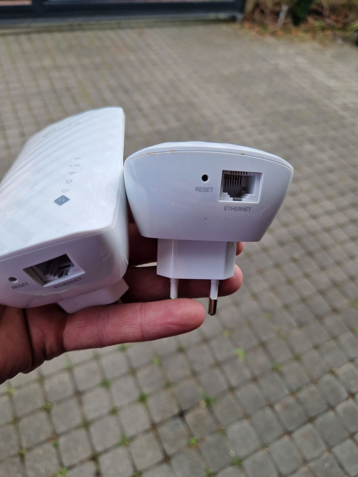 2x Wzmacniacz sieci TP-LINK RE200
