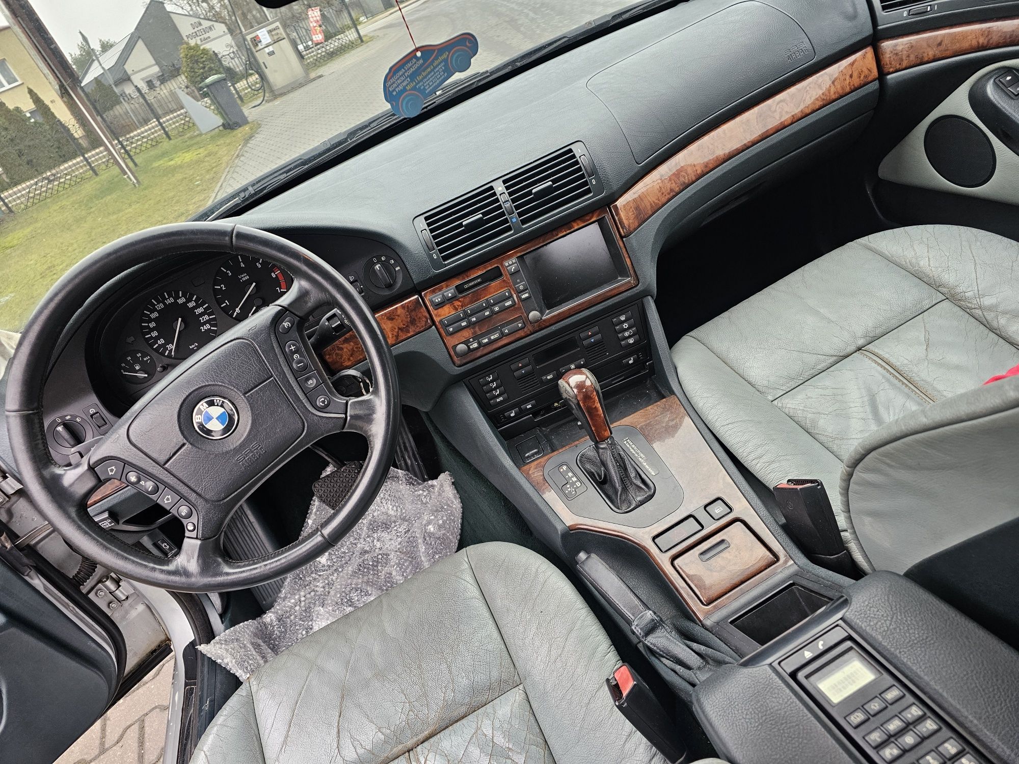 BMW E39 535i bogate wyposażenie