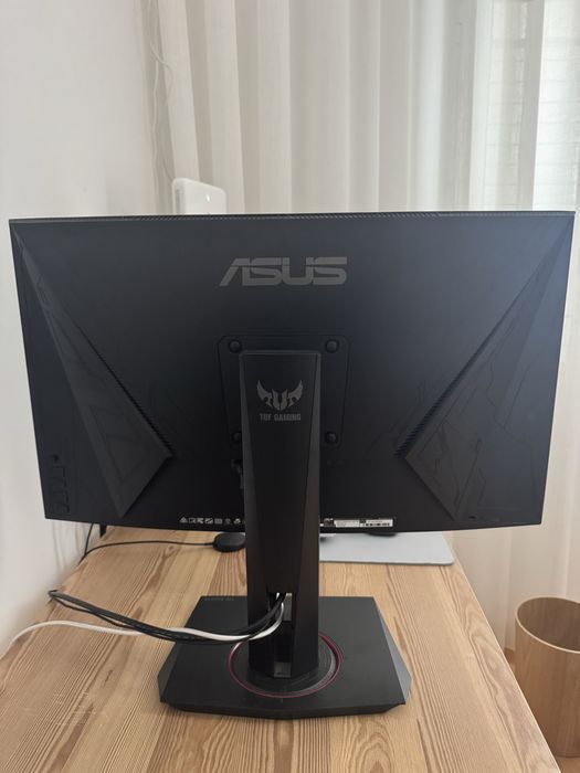 Monitor Curvo ASUS TUF Gaming VG27VQ